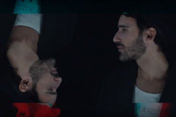 Un'immagine del video di "La notte di San Silvestro" di Massaroni Pianoforti