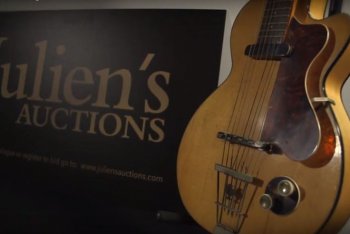 La prima chitarra elettrica di George Harrison, una Hofner Club 40