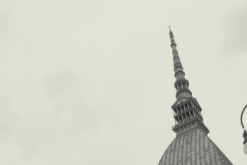 Vista su Torino e i suoi simboli da "Sampling Torino"