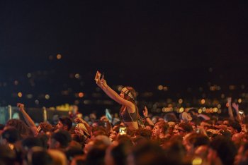 Il live di Fibra a Riverock. Tutte le foto dell'evento sono di David Morresi, Karen Righi, Chiara Benincasa, Chiara Cavalai, Milla Sabatini