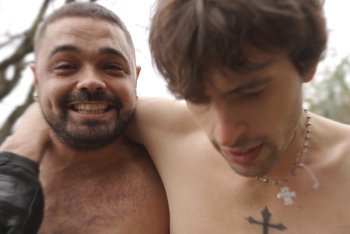 Mamma, a sinistra, e Luchino Luce, a destra