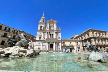 Piazza Garibaldi a Caltanissetta