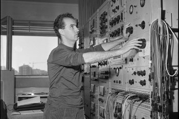 Luigi Nono ai telai - foto NoMus ETS