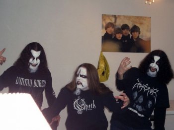 Le peggiori foto della band metal