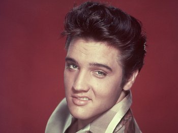 #3. Elvis Presley - 136 milioni di copie