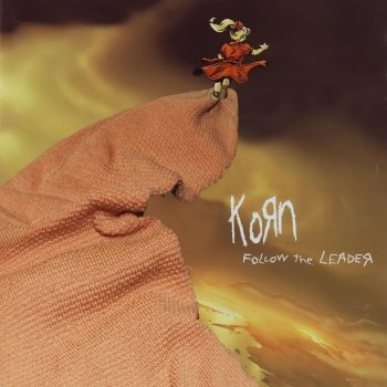 Korn - "Follow the leader" (versione calzini)