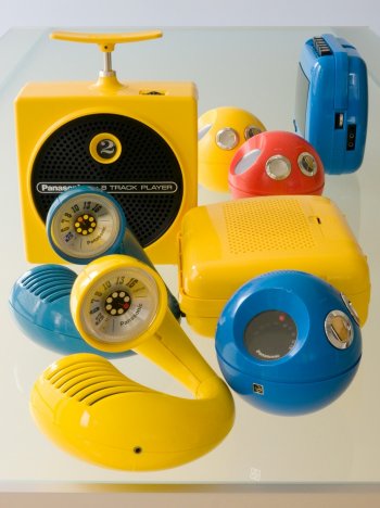 La collezione completa, comprese le radio "Toot-a-Loop" modello R-72 S
