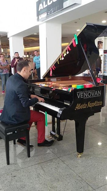 live Pianoforte Preparato @Aeroporto Internazionale di Napoli