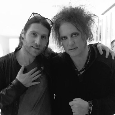 Pasco dei JoyCut con Robert Smith