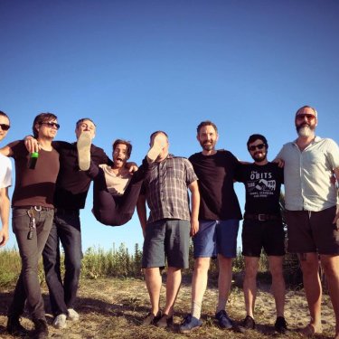 Enrico Molteni con i Fargo e i Van Pelt all'Hana Bi di Marina di Ravenna, 14 agosto 2014. Chris Leo è quello con le gambe per aria