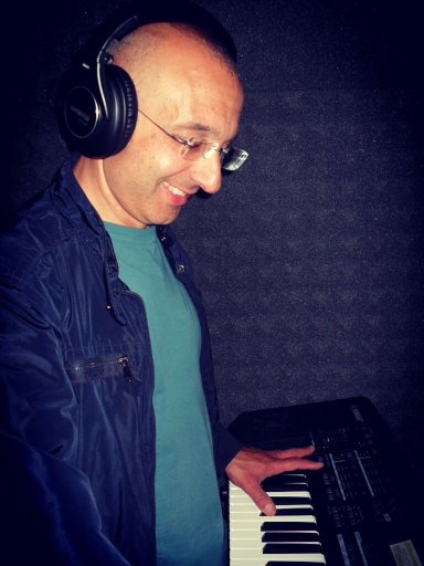 Massimiliano, Tastiera