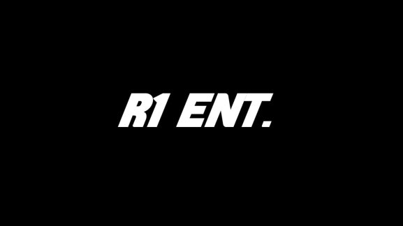 R1 ENT.JPG