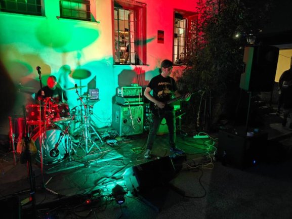 live13.jpg