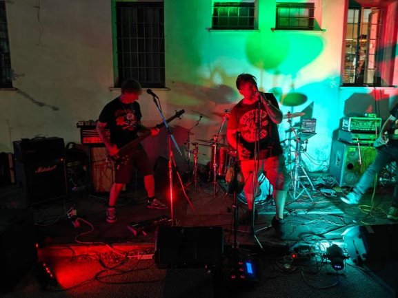 live11.jpg