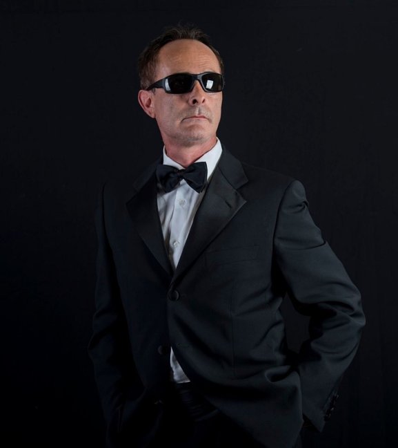 DJ Lamberto-con- occhiali.jpeg