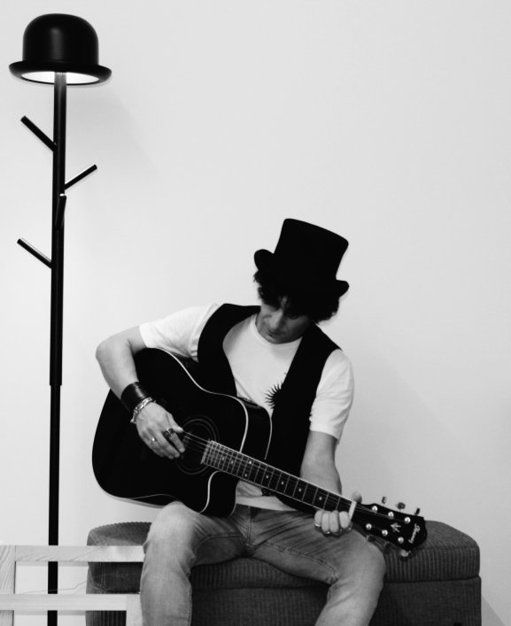 Piergiorgio Corallo bianco e nero.jpg