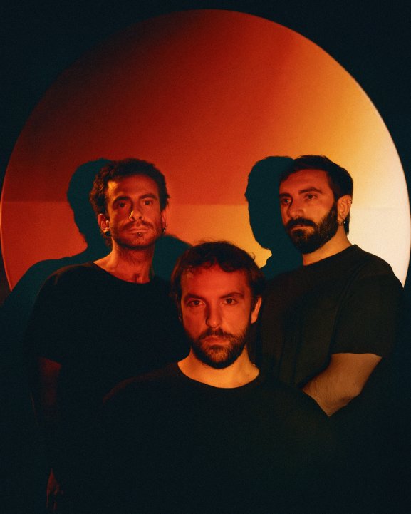 Chinò e il mare - verticale 1.png