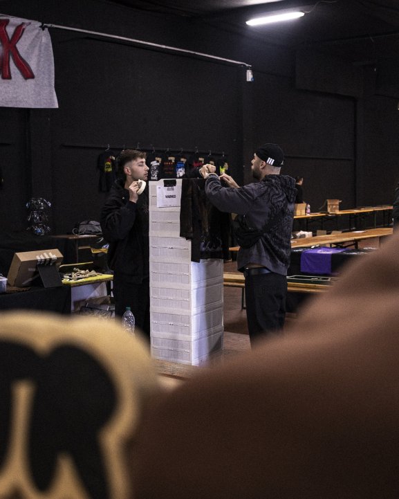 02-VeHc-BackstageDay01-18.jpg