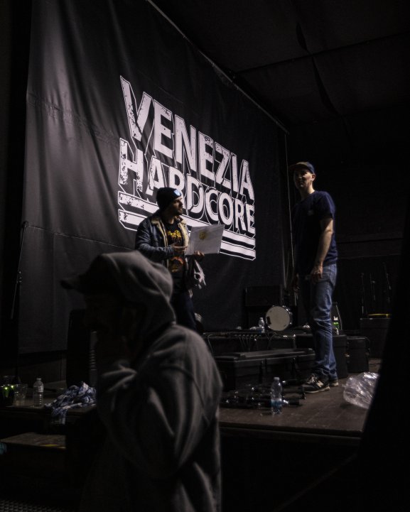 03-VeHc-BackstageDay02-14.jpg
