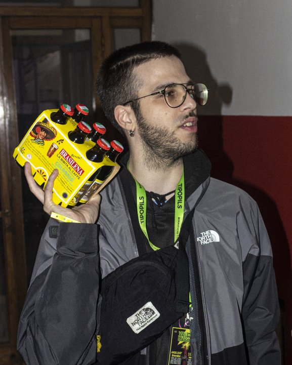 VeHc-Day01-SimoneCabrio-003.jpg