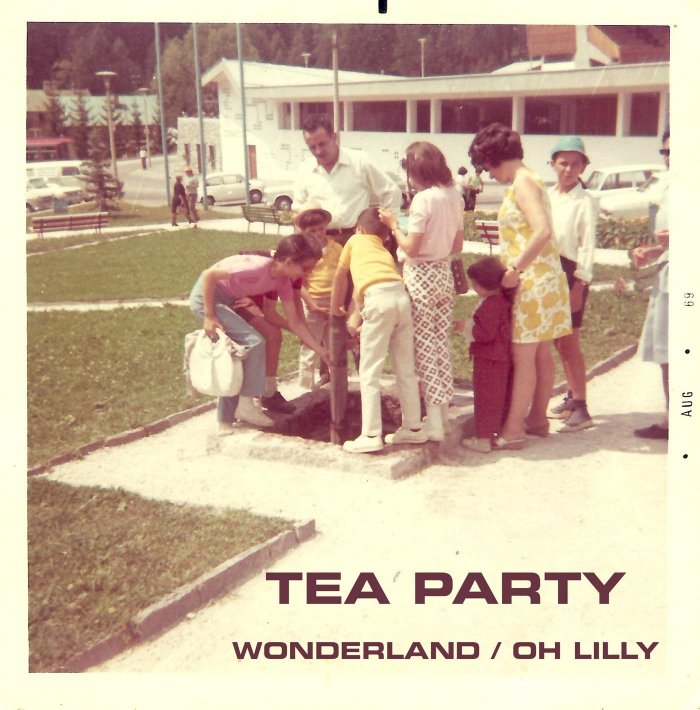 TEA PARTY WONDERLAND 2.jpg